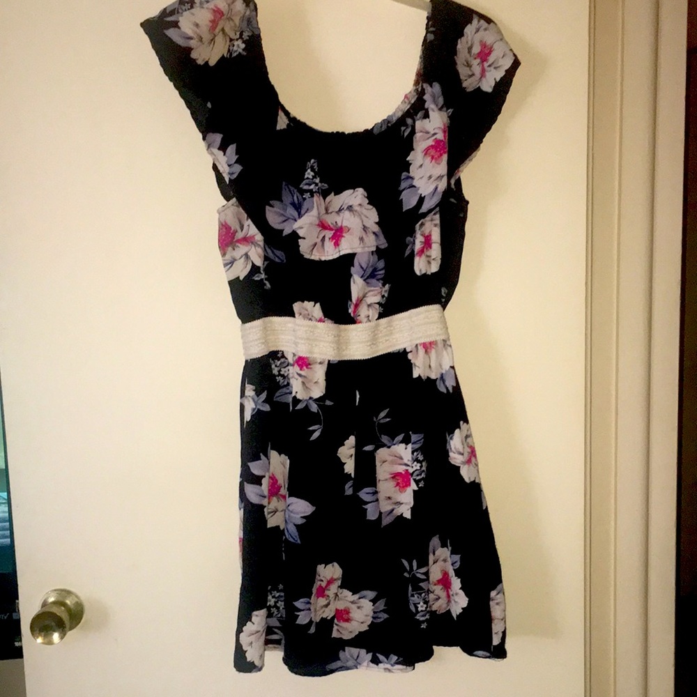Dress size X-L very cute